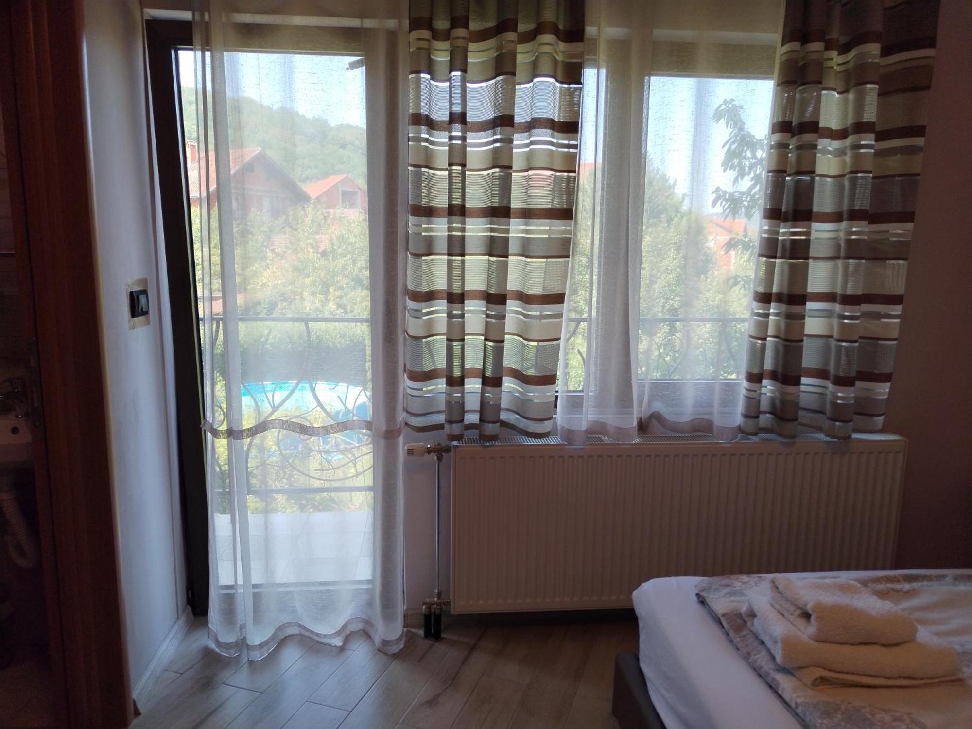 Guest House Dimitrije 니슈카 바냐 외부 사진